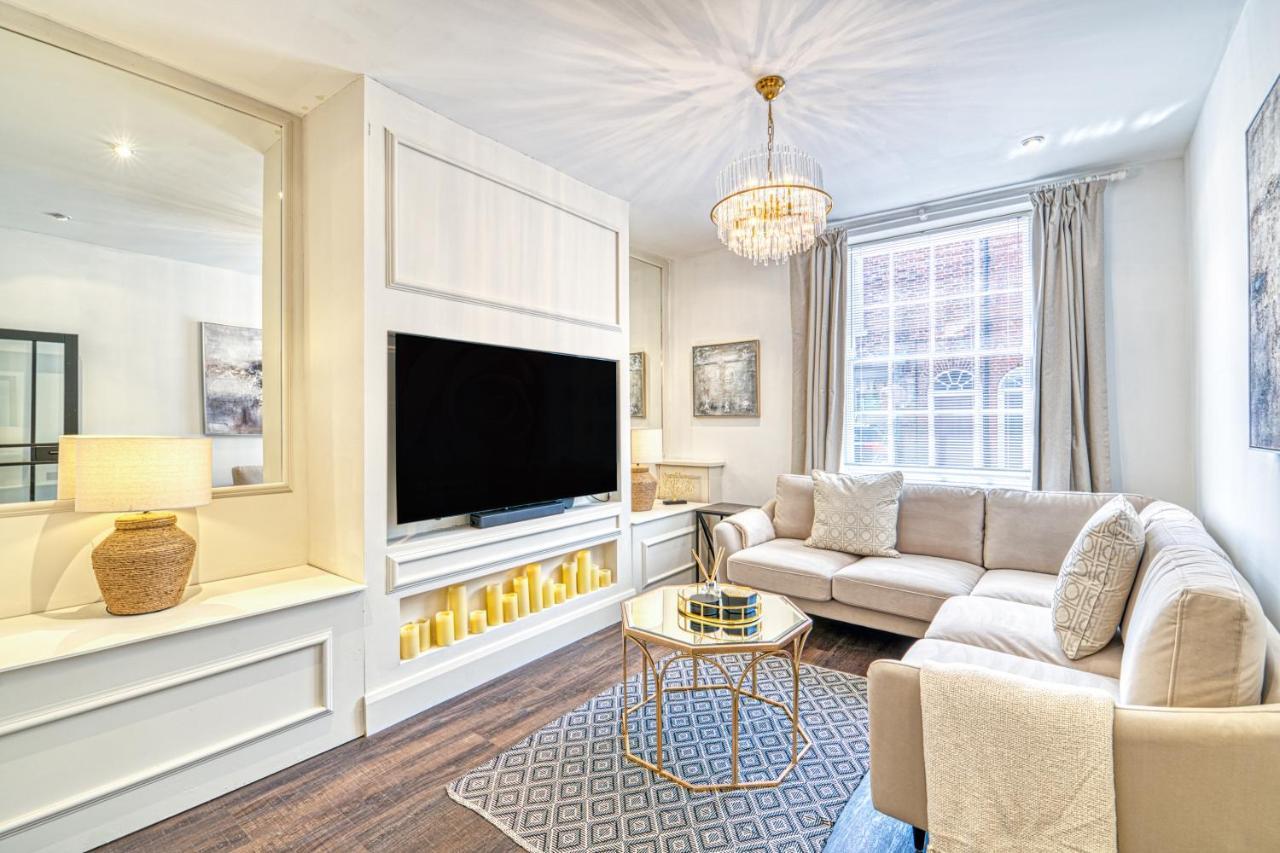 Luxury Georgian Townhouse With Cinema And Parking Villa Chester Exterior photo